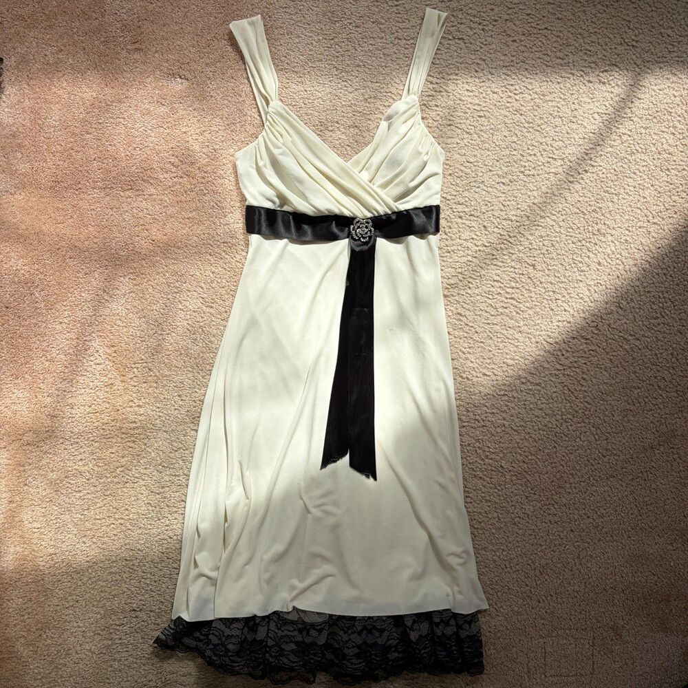 y2k/90s vintage ivory + black lace babydoll dress